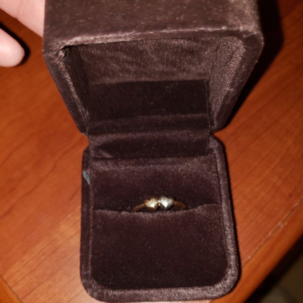 Two hearts 14k gold ring yellow and silver